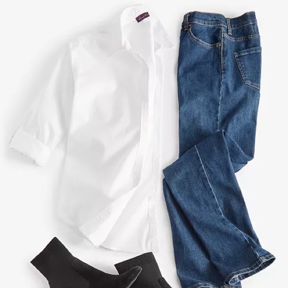 NWT Gloria Vanderbilt Vintage White Monogram Button Down - Picture 4 of 4